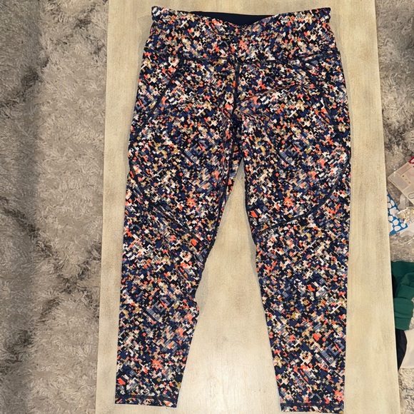 Sweaty Betty 7/8 Leggings - Picture 1 of 3